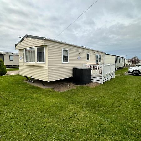 6 Berth Caravan On Marine Holiday Park Hotel Rhyl Ngoại thất bức ảnh